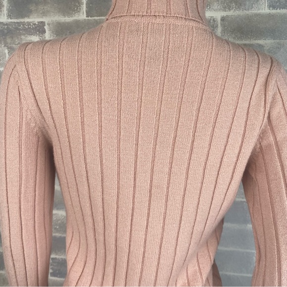 Ribbed Turtleneck Sweater from New York & Company Size Medium Light Pink - Picture 8 of 8